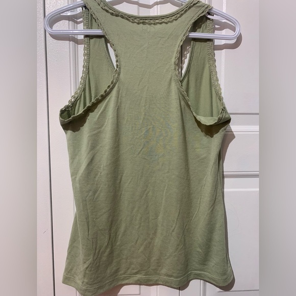 🍒2/$15🍒  Charlotte Russe Scallop Edge Sage Green Racerback Tank Top - Picture 4 of 5